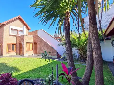VENTA CASA CHALET LANUS OESTE PARQUE APTO CREDITO