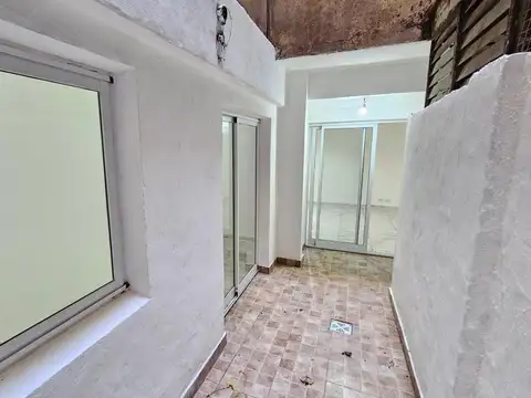 reciclado a nuevo - 3 ambientes con dos patios en Villa Crespo