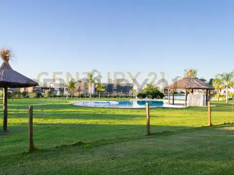 F caceres y Ruta 58 , Piso 0