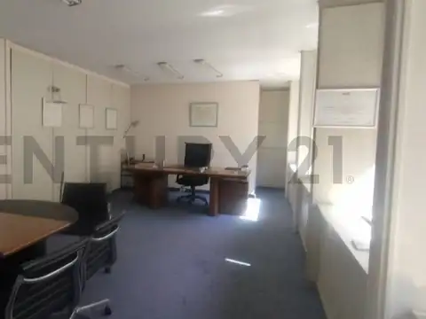 Oficina en Venta con 1 cochera