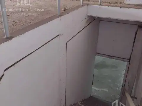 Galpon en Venta 34  mts Fondo