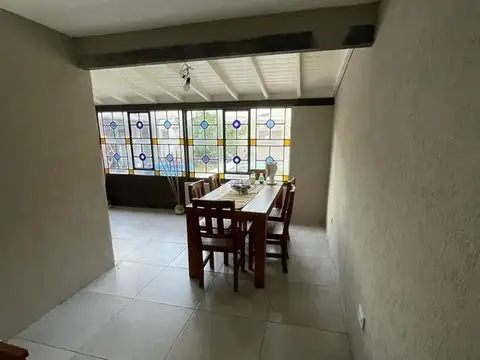 Casa en Venta en Castelar, USD 160.000