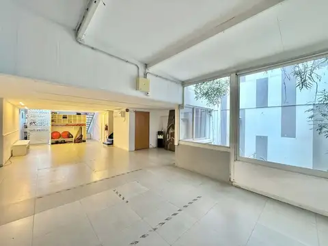 VENTA OFICINA COMERCIAL EN BARRIO MARTIN 138m2