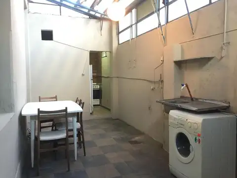 Local en Venta Via Pública