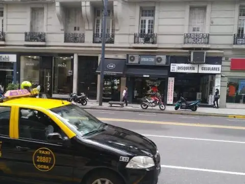 Local | SANTA FE AV. al 1300