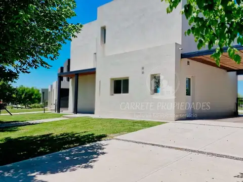 Casa en Venta en El Canton, USD 255.000