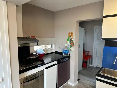 Casa 7 ambientes con 4 baños