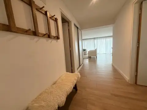 Departamento 6 ambientes con 3 baños