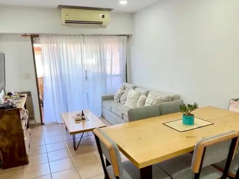 Departamento en venta 3 amb con Cochera Cubierta
