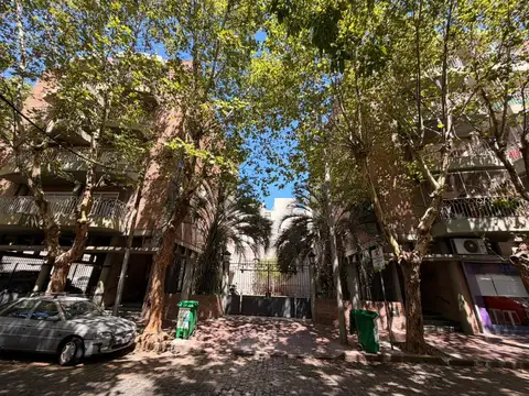 Quirno Costa  al 1000