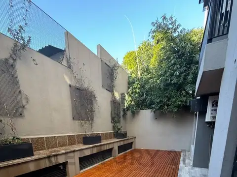 VENTA DE 2 AMBIENTES CON GRAN PATIO Y AMENITIES