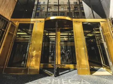 OFICINA EDIFICIO COMEGA Piso ALTO Av Corrientes y L N Alem cocheras