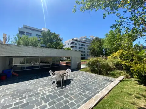 Departamento en Alquiler de 5 ambientes