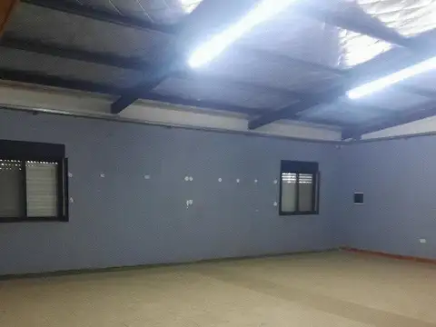 Excelente 2 Locales Ideal varios rubros