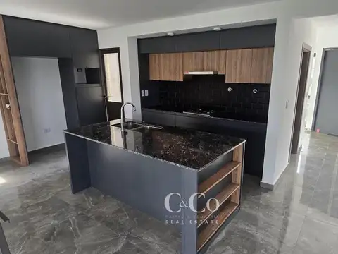 Venta Propiedad De Categoría A Estrenar En Barrio Cerrado Tejas IV- Malagueño