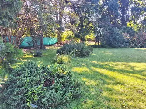 Terrenos en Barrio con Portón en Bella Vista