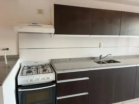 Departamento en Alquiler en Villa Nueva De Guaymallen, $ 600.000