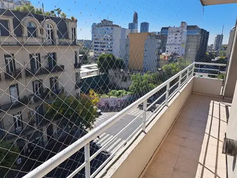 Alquiler 2 Amb. con Balcón y Cochera en San Telmo