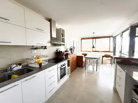 Departamento 3 ambientes con 3 baños