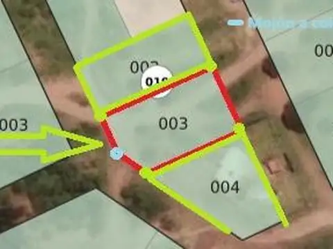 Terreno con salida a 2 calles