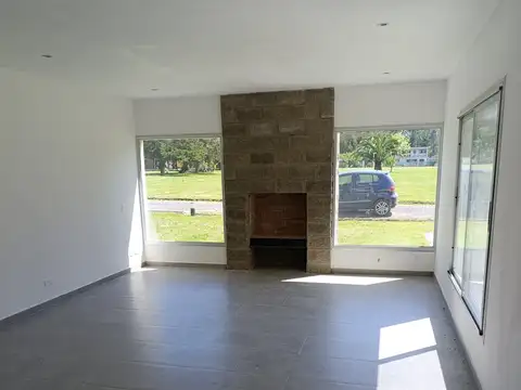 Casa en Venta en La Arbolada, USD 215.000