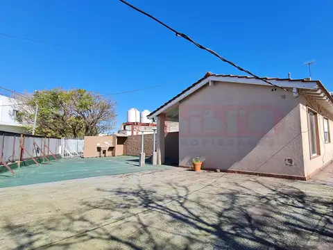 Depto Tipo Casa en Venta en Munro, USD 90.000