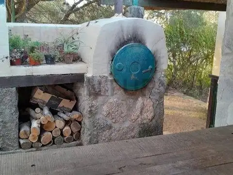 Casa 7 ambientes con 2 baños