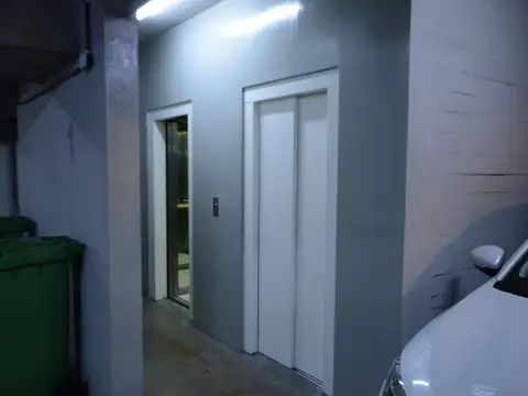 Venta de cochera en Ituzaingó norte - Torres Durban-Olazábal.