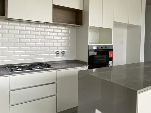 Venta Casa Tres Dormitorios Suite Cochera Doble. U099 Vida Barrio Cerrado