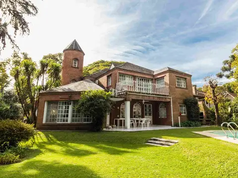 Venta casa en El Barranco Country Club, Pilar.