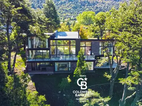 Increíble casa en Alquiler Temporario en Arelauquen Golf