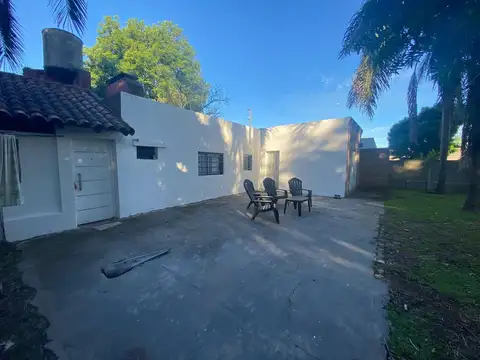 VENTA CASA 4 AMBIENTES CAÑUELAS