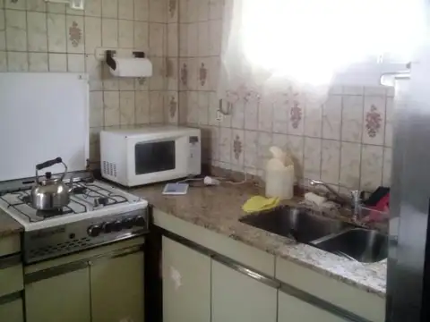 Casa  en Venta ubicado en Castelar, Morón, G.B.A. Zona Oeste - AMA0094_LP545163_8