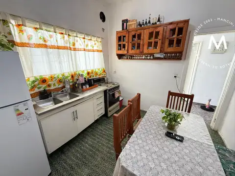 Casa 4 ambientes con 1 baño