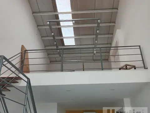 Local en Alquiler en Paso Del Rey, USD 5