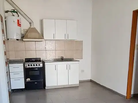 Alquiler de Departamento 2 AMBIENTES en Caseros, Tres de Feb