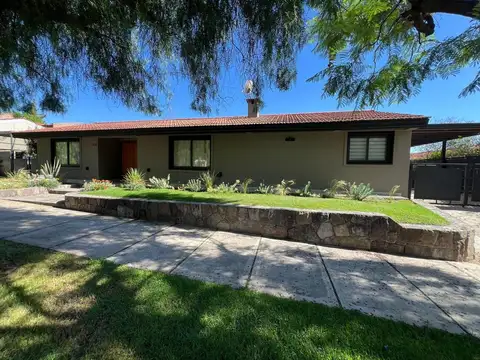 Casa en Alquiler de 4 dormitorios