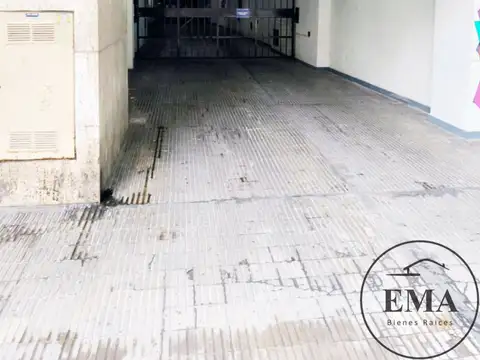 Cocheracubierta  en venta ubicado en Centro