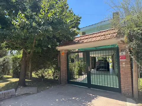 Casa en Alquiler en Funes, $ 1.600.000