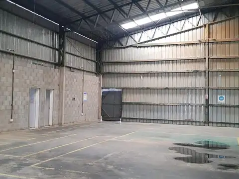 Galpon en Venta en Burzaco, USD 800.000