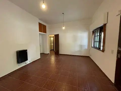 Depto Tipo Casa 3 ambientes con 1 baño