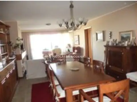 Departamento 4 ambientes con 2 baños