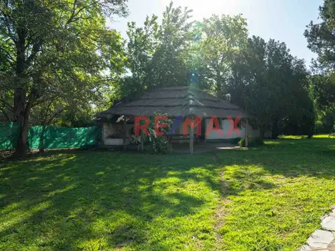 Casa 5 ambientes con 2 baños