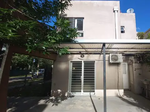 Casa en Venta en Manuel B Gonnet, USD 123.000