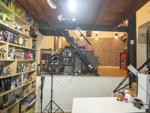 Depto Tipo Casa en Venta 50 años