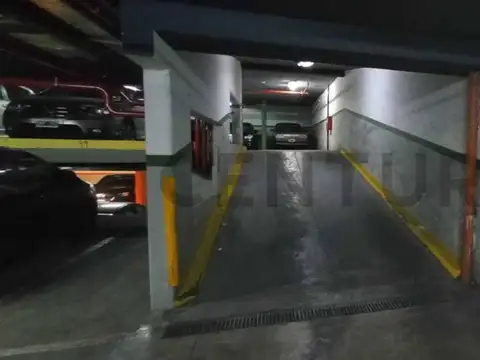 Vuelta De Obligado 2400, Piso 0