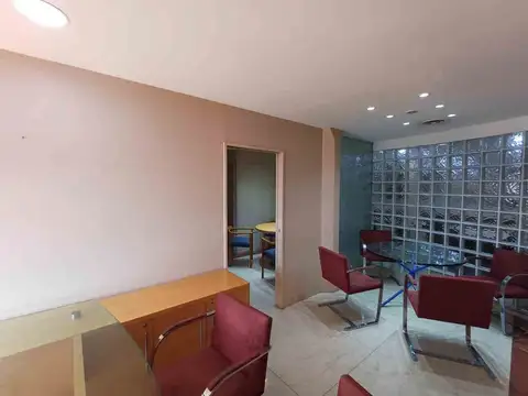 Oficina en Alquiler 22 años