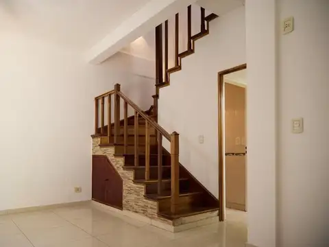 Casa en Venta en Moron, USD 105.000