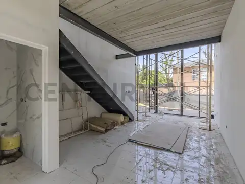 ALQUILER LOCAL CON COCHERA A ESTRENAR EN GONNET