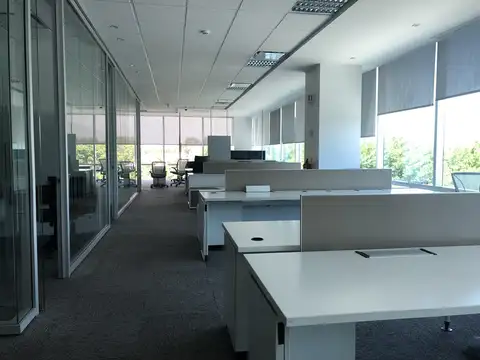 Oficina en Alquiler en Munro, USD 121.000